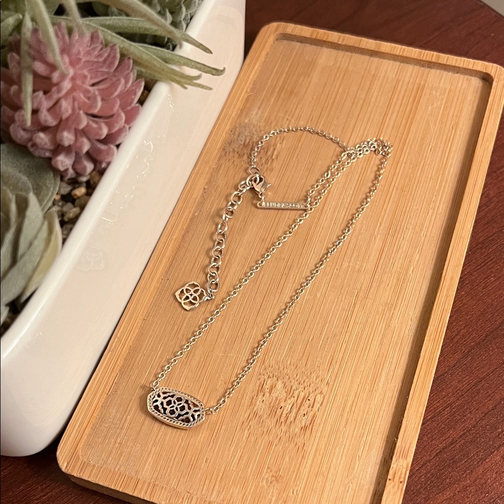 Kendra Scott Filigree Elisa Pendant Necklace - Silver & Gold